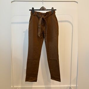 | NWT | RW&CO. | High-Rise Pants size 2